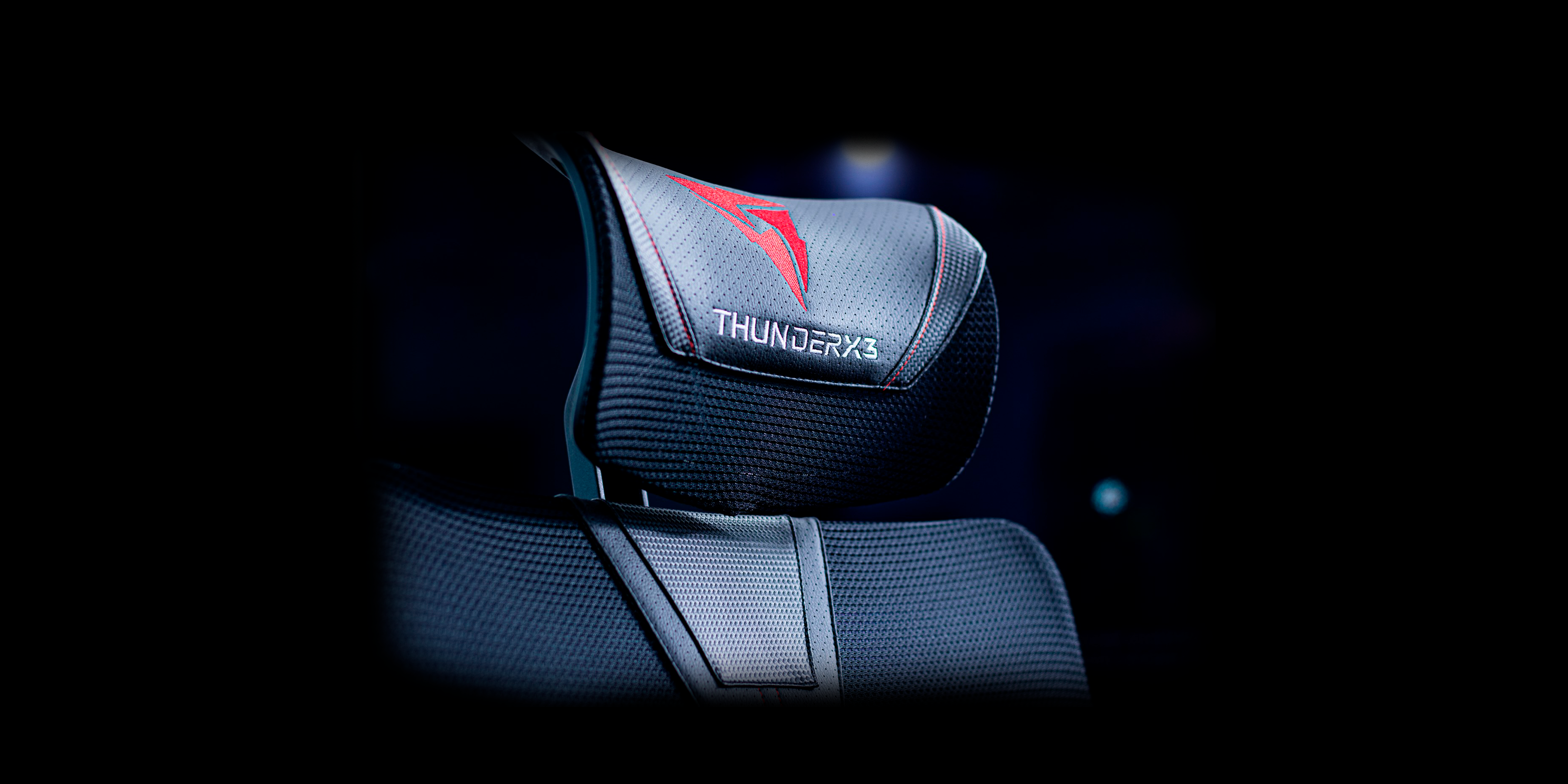 Sillas y Escritorios