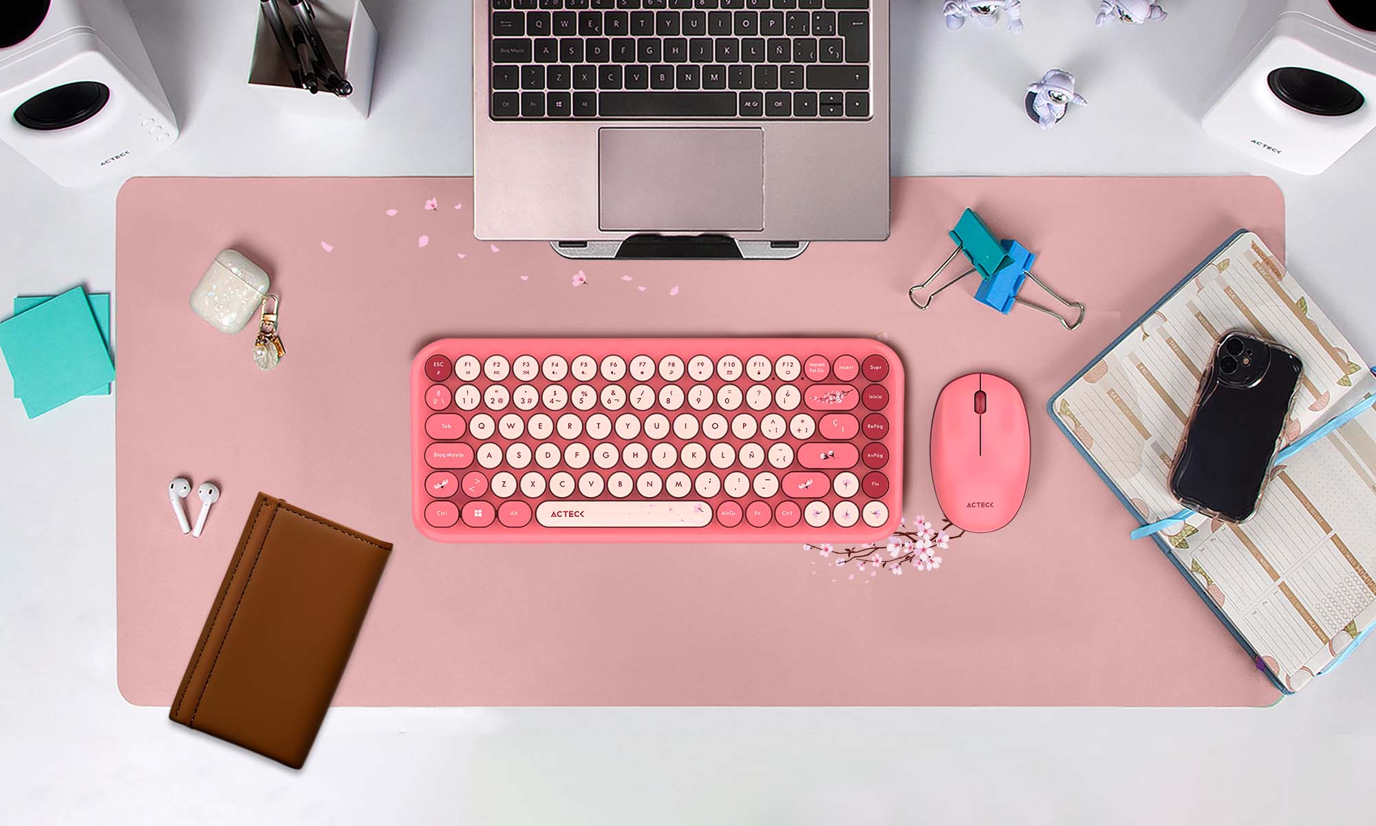 Kit Teclado Y Mouse Acteck Creator Chic K-Colors MK480 Inalambrico Rojo