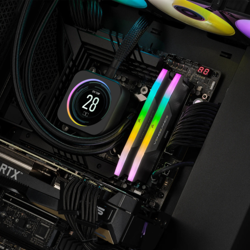 Kit de Memoria RAM Corsair VENGEANCE, 32GB (2x16GB), RGB, DDR5, 6000MHz, CL38, Negro